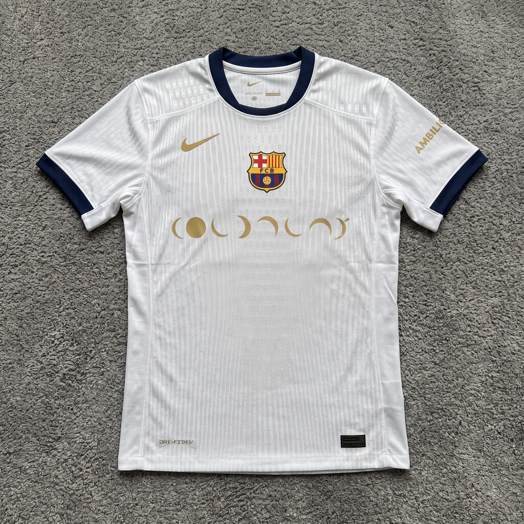 BarcelonaBarcelona home jersey Player Version 202324