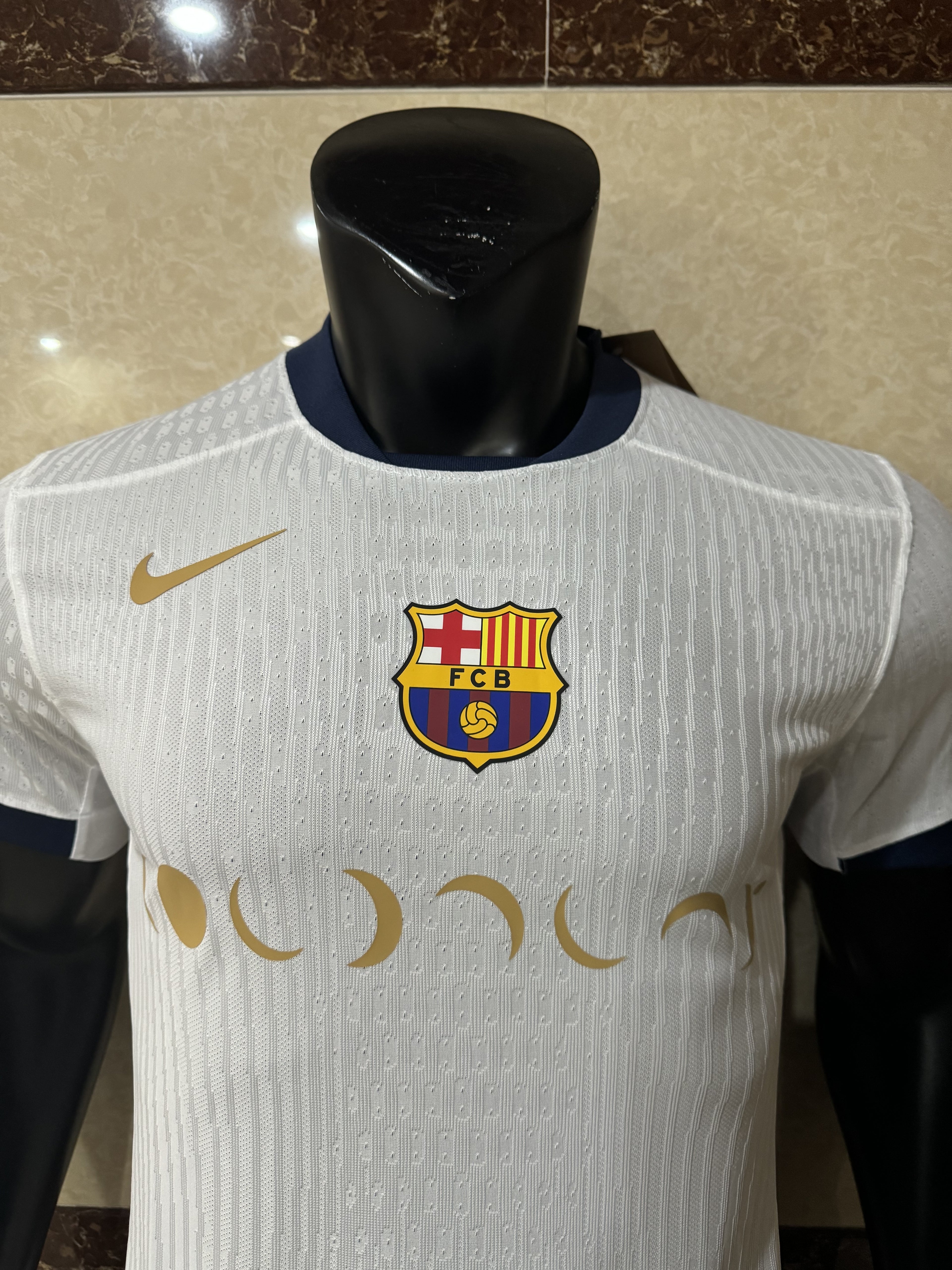 BarcelonaBarcelona home jersey Player Version 202324