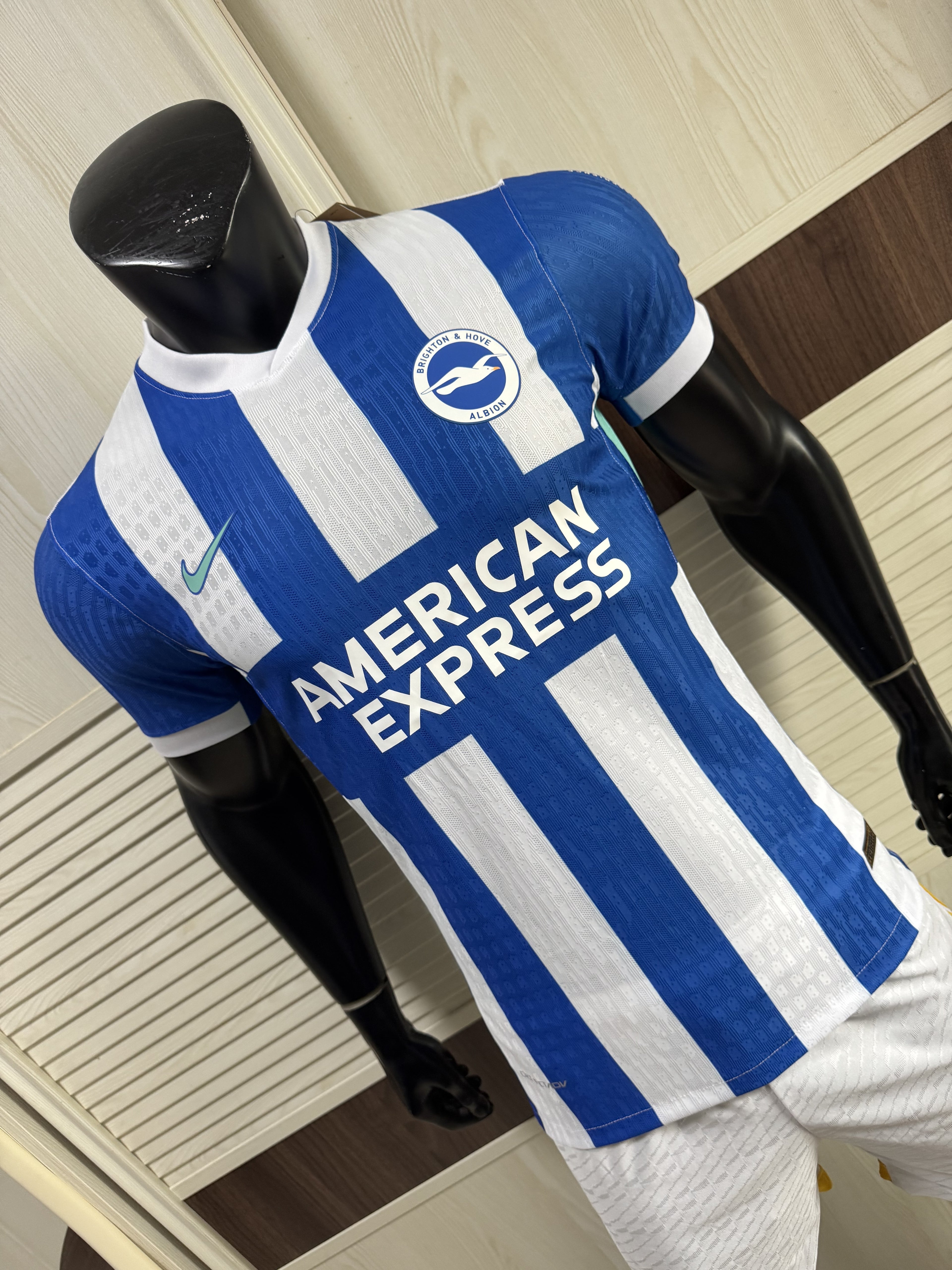 Brighton Home Jersey 2025-2026