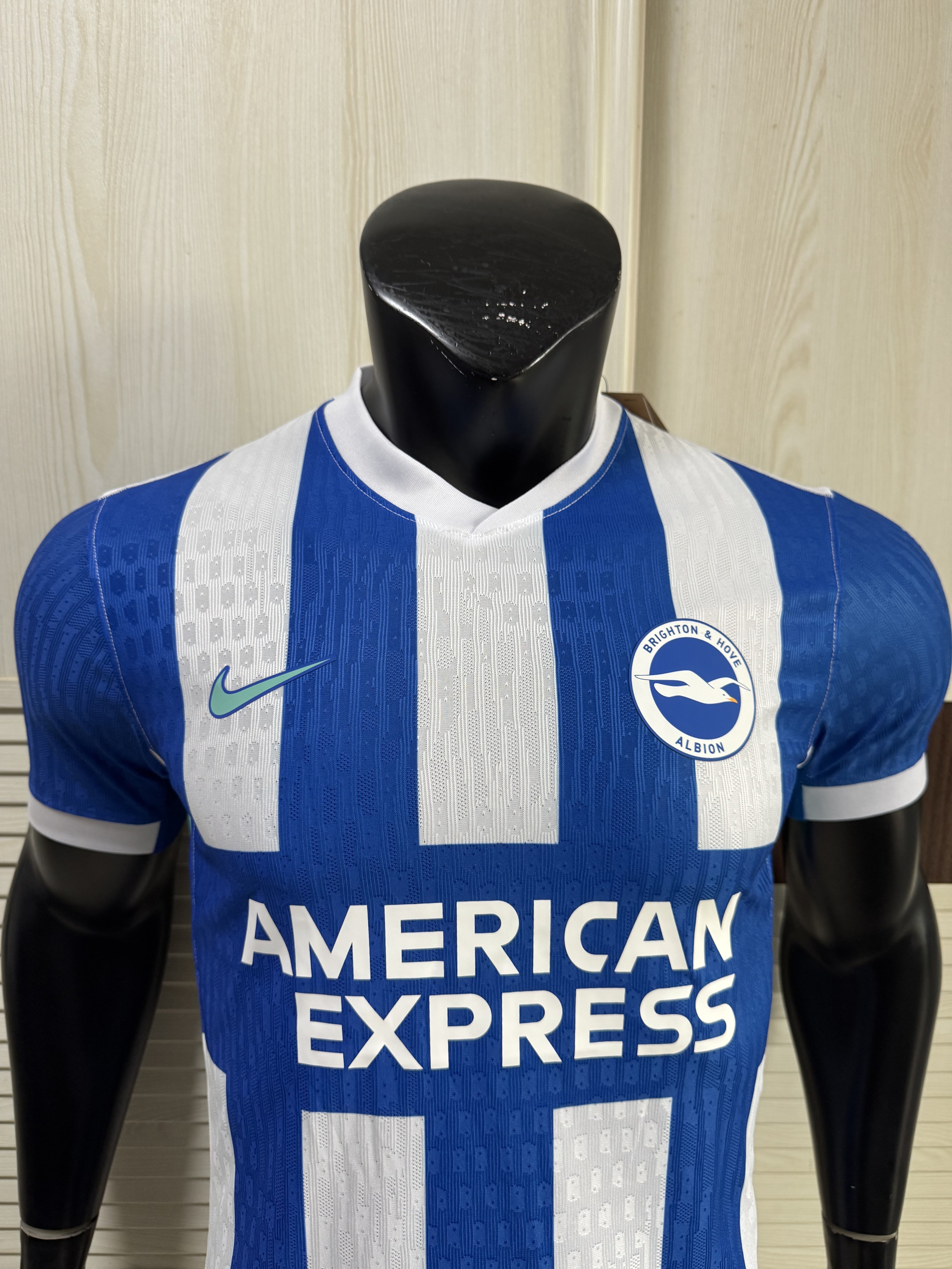 Brighton Home Jersey 2025-2026