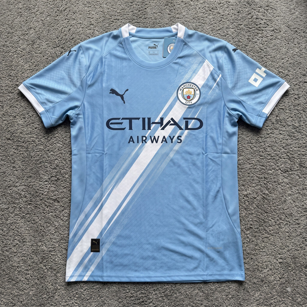 Man. City Home 2526 Standard Kit