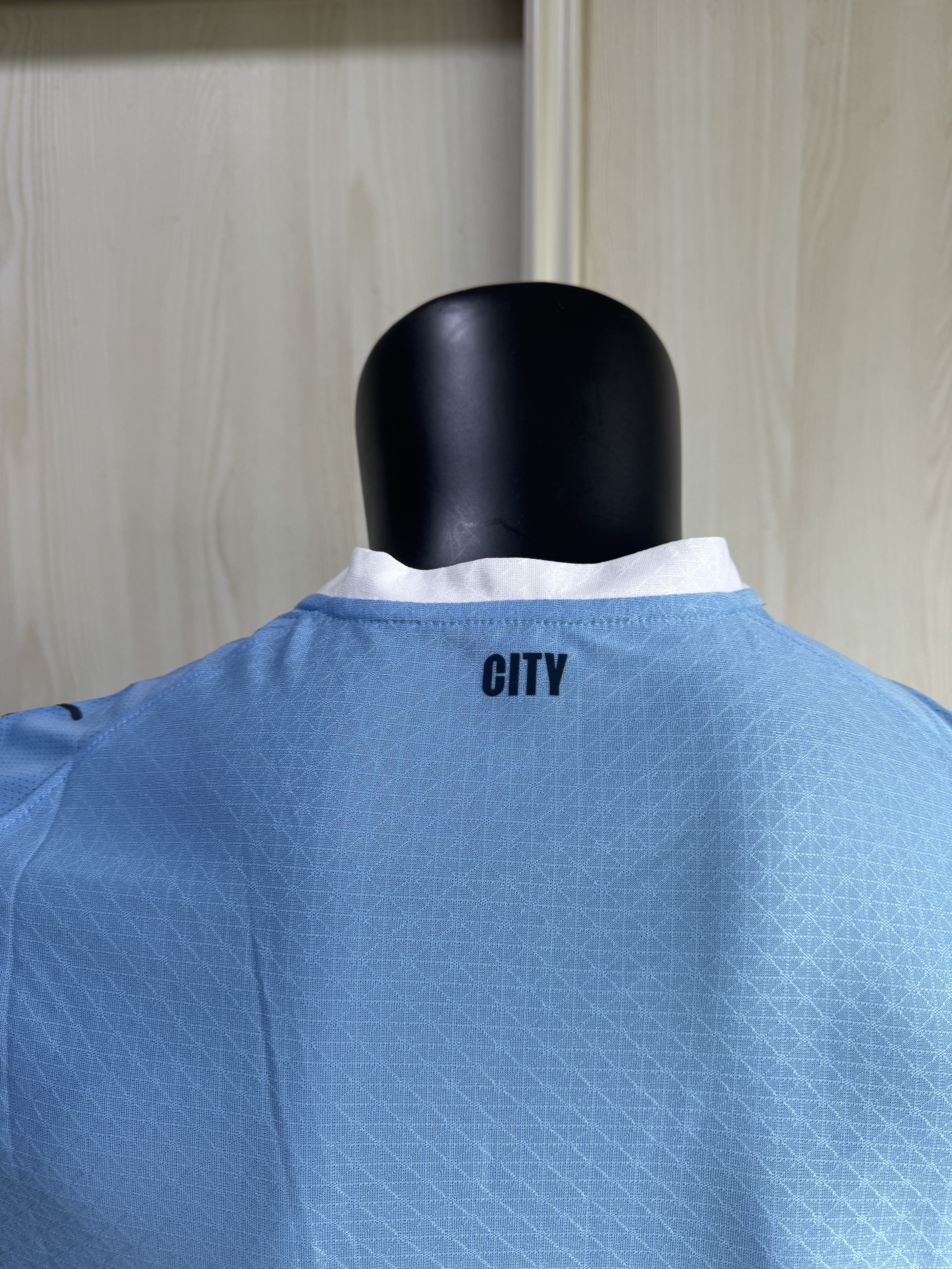 Man. City Home 2526 Standard Kit