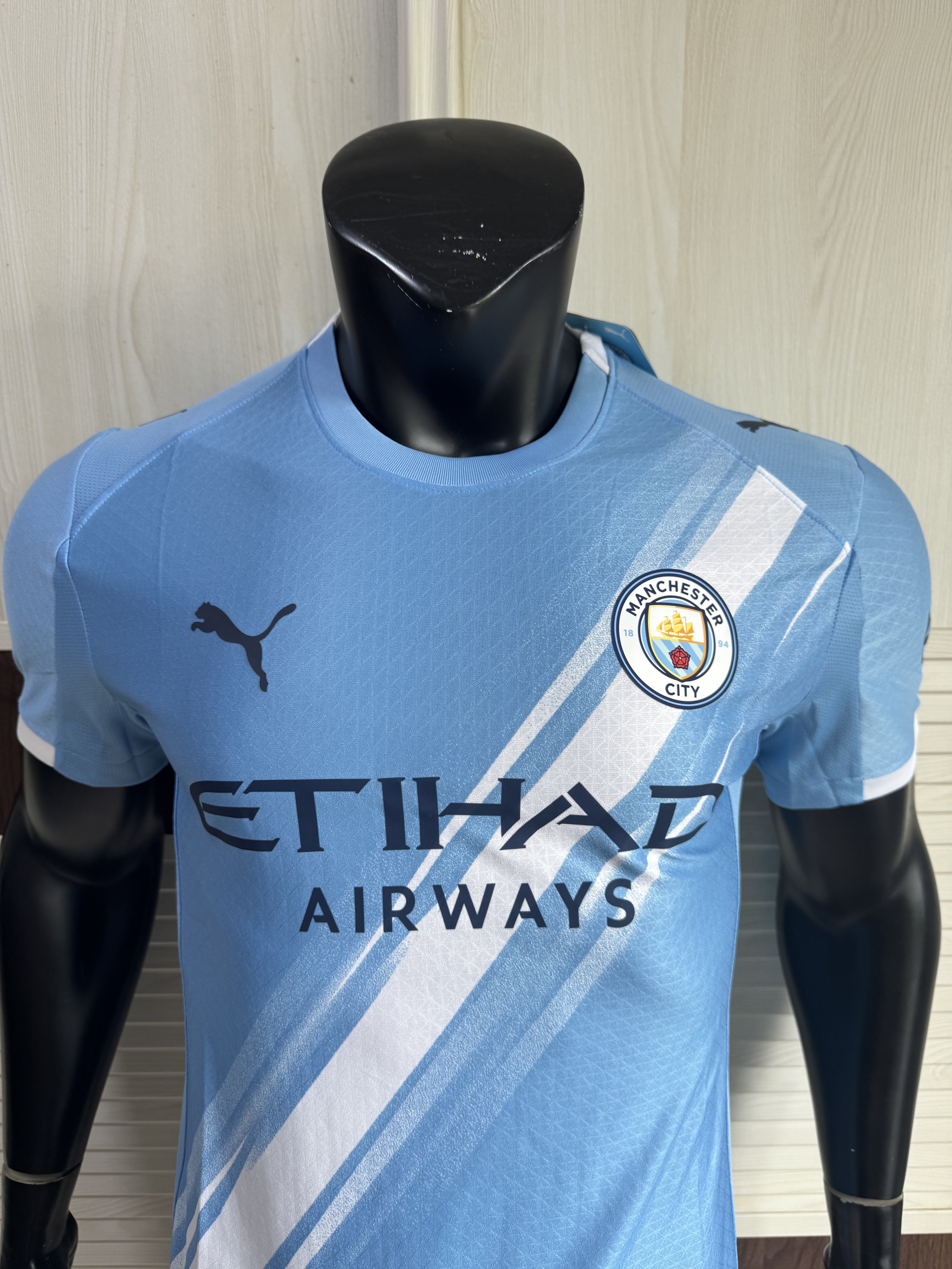Man. City Home 2526 Standard Kit