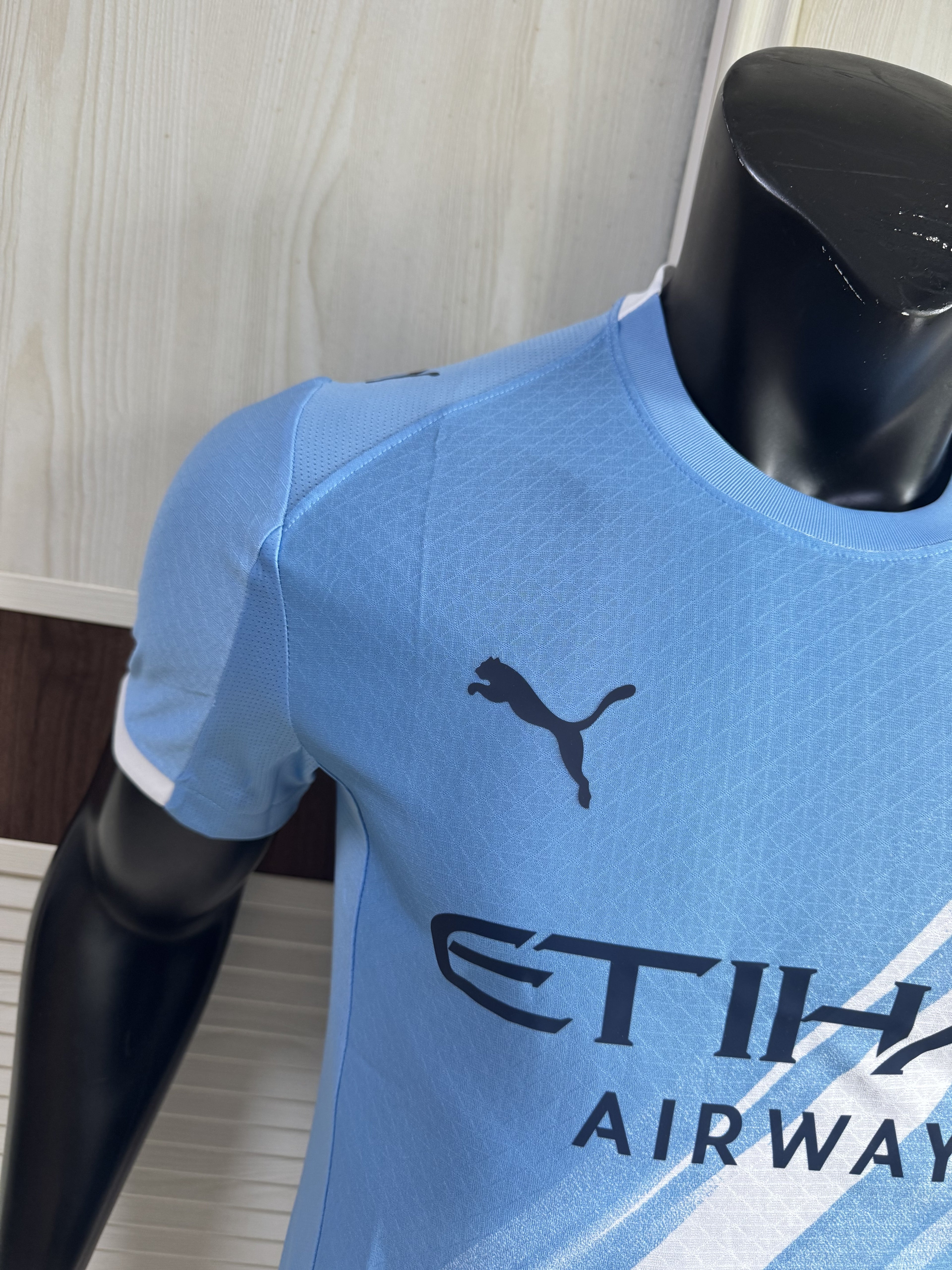 Man. City Home 2526 Standard Kit