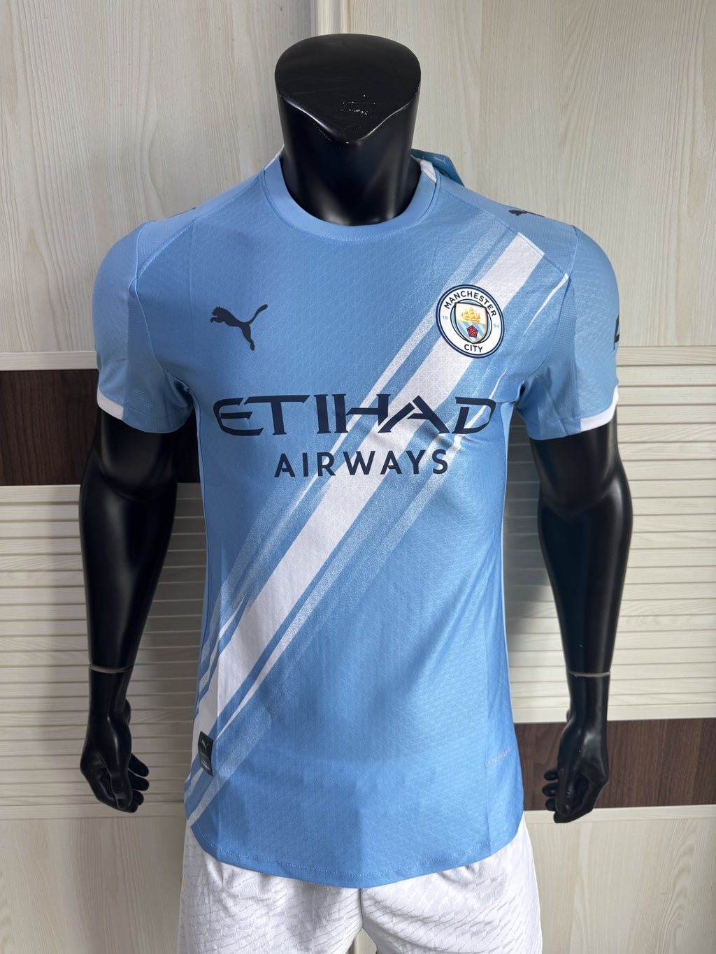 Man. City Home 2526 Standard Kit