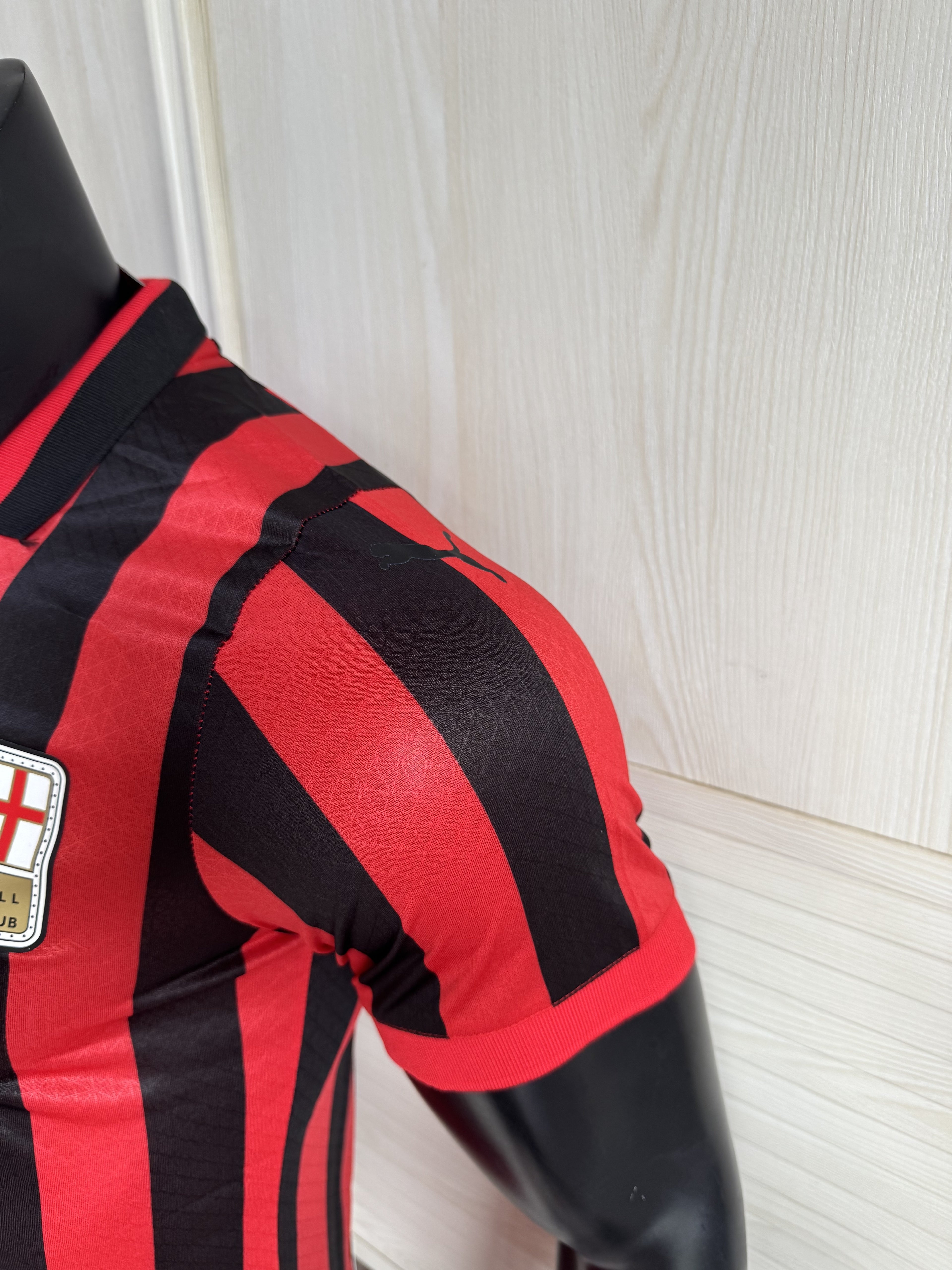 Jersey AC Milan 2425 125th Anniversary Edition Retro