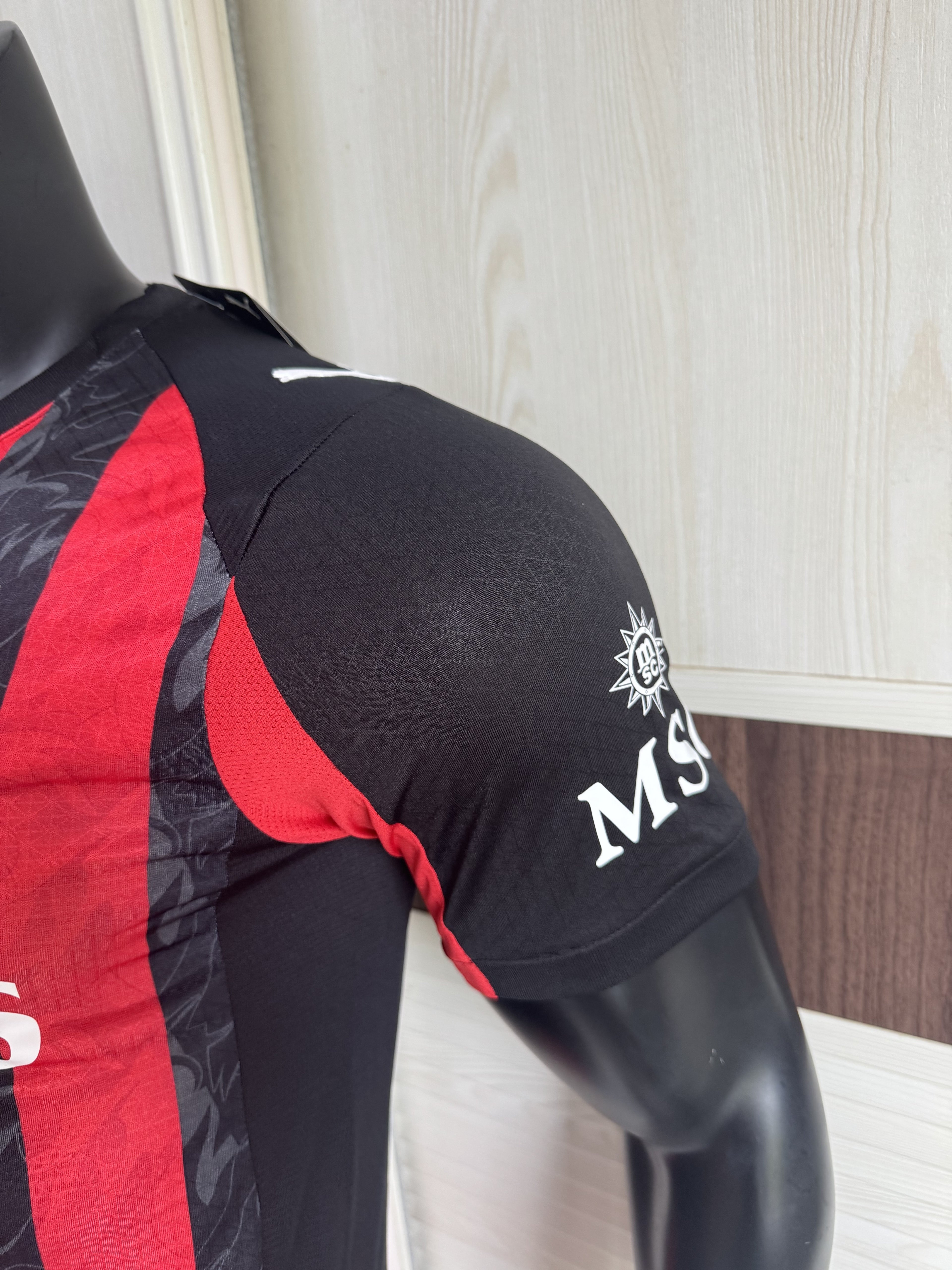 MILAN HOME AUTHENTIC 202526 JERSEY