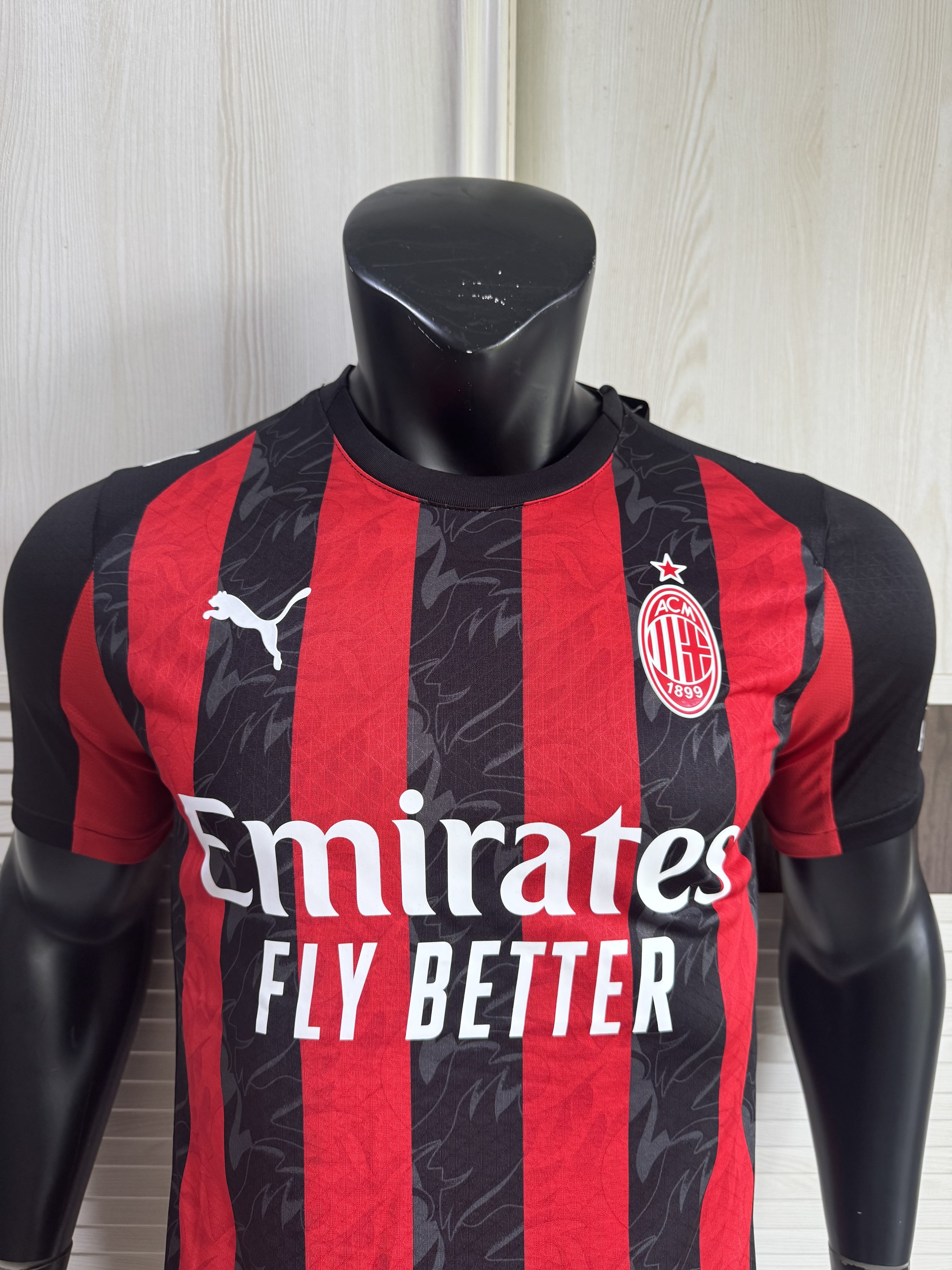 MILAN HOME AUTHENTIC 202526 JERSEY
