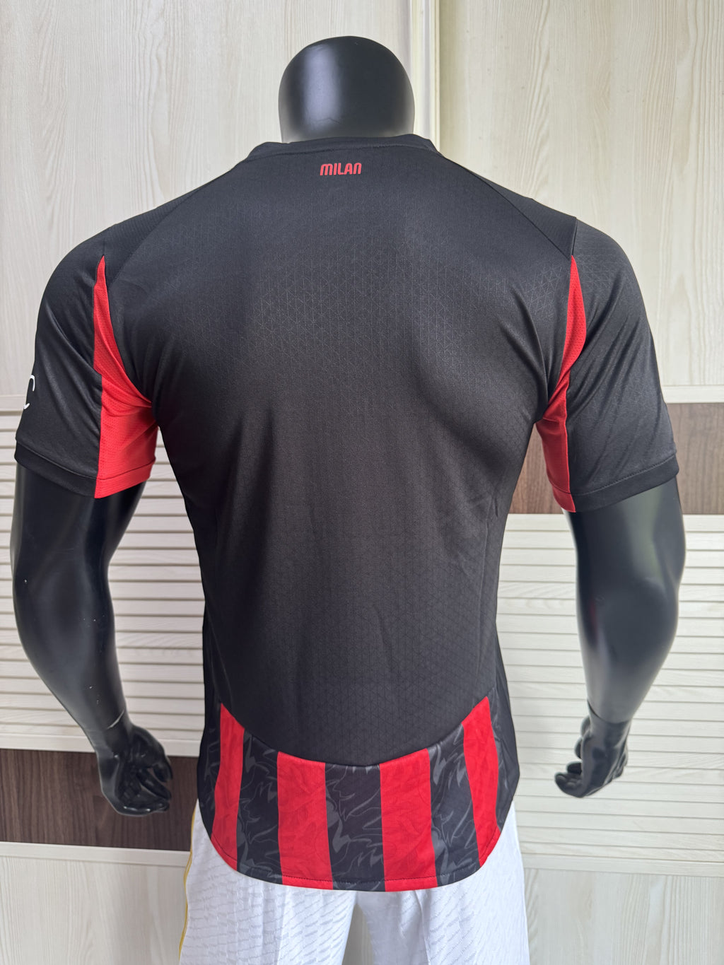 MILAN HOME AUTHENTIC 202526 JERSEY