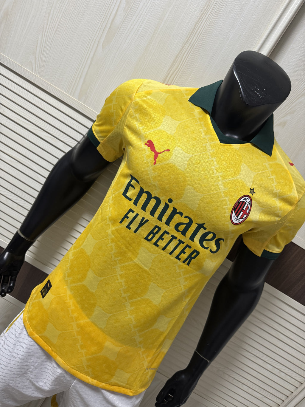 MILAN THIRD 2025-26 JERSEY