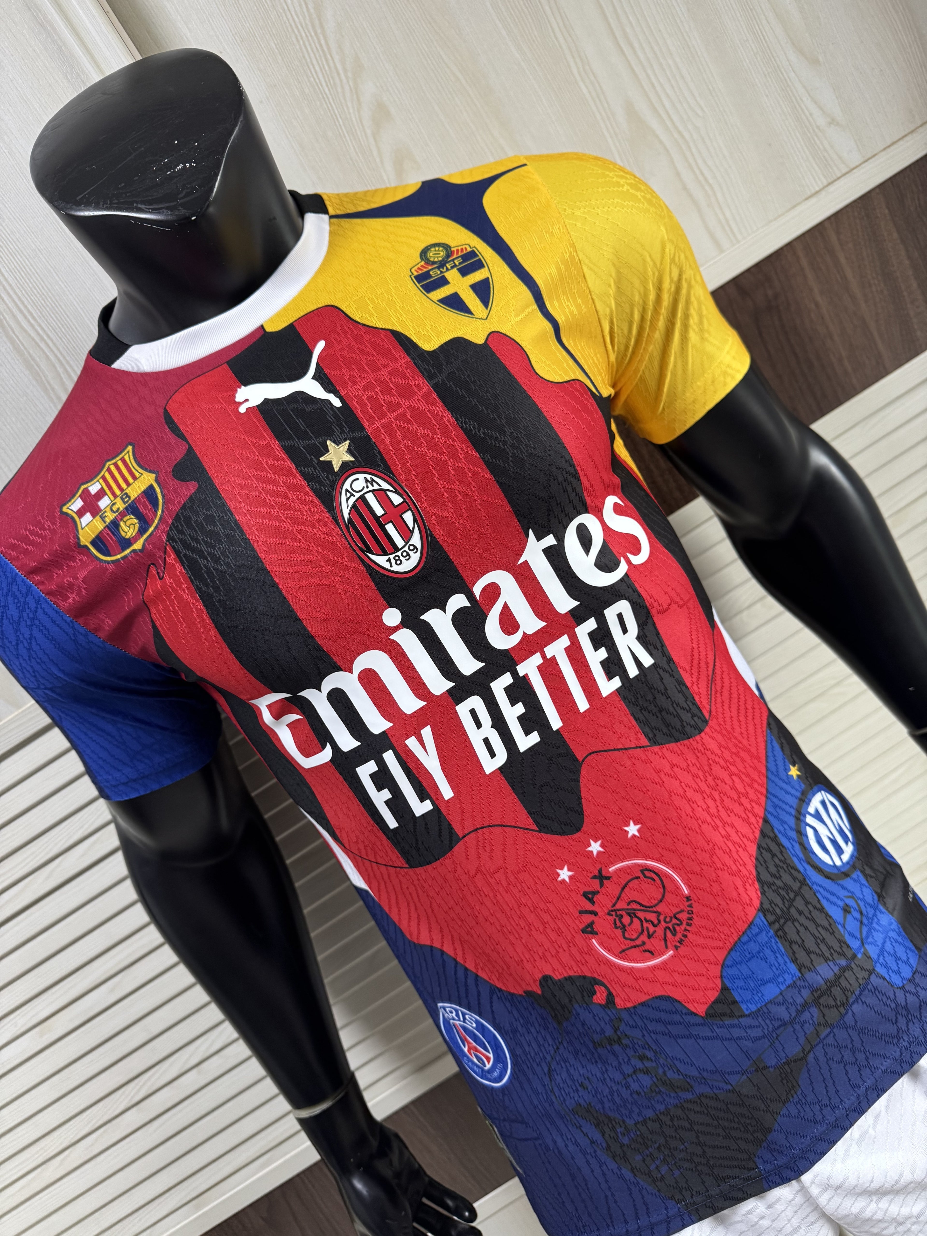 25-26 IBRAHIMOVIC Career Exclusive Edition Kit