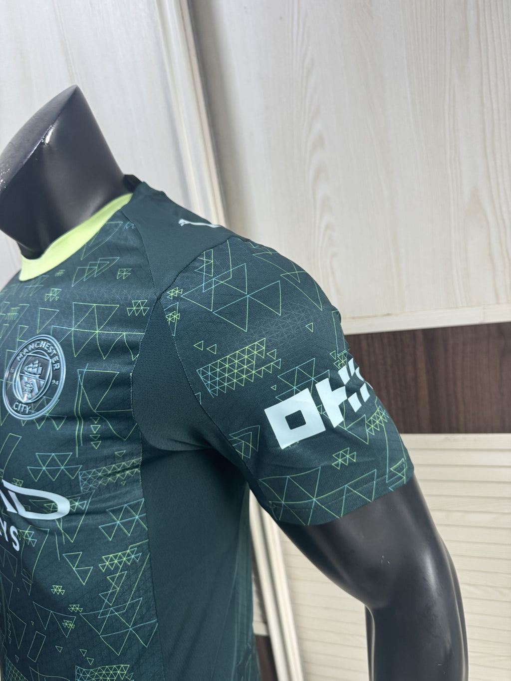 PUMA MANCHESTER CITY 4TH JERSEY SHIRT 2025-2026