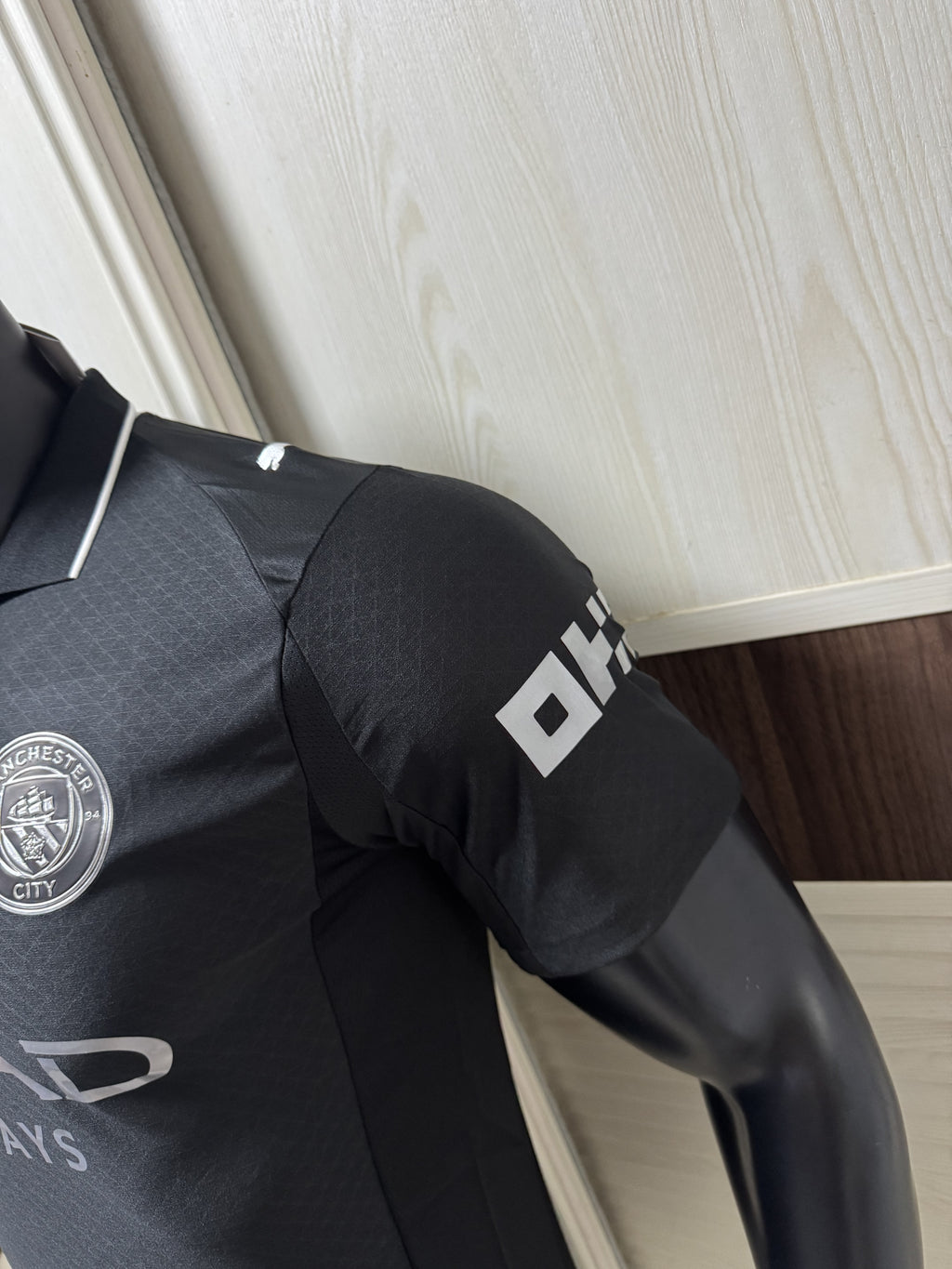 Puma Manchester City 2526 Away Shirt