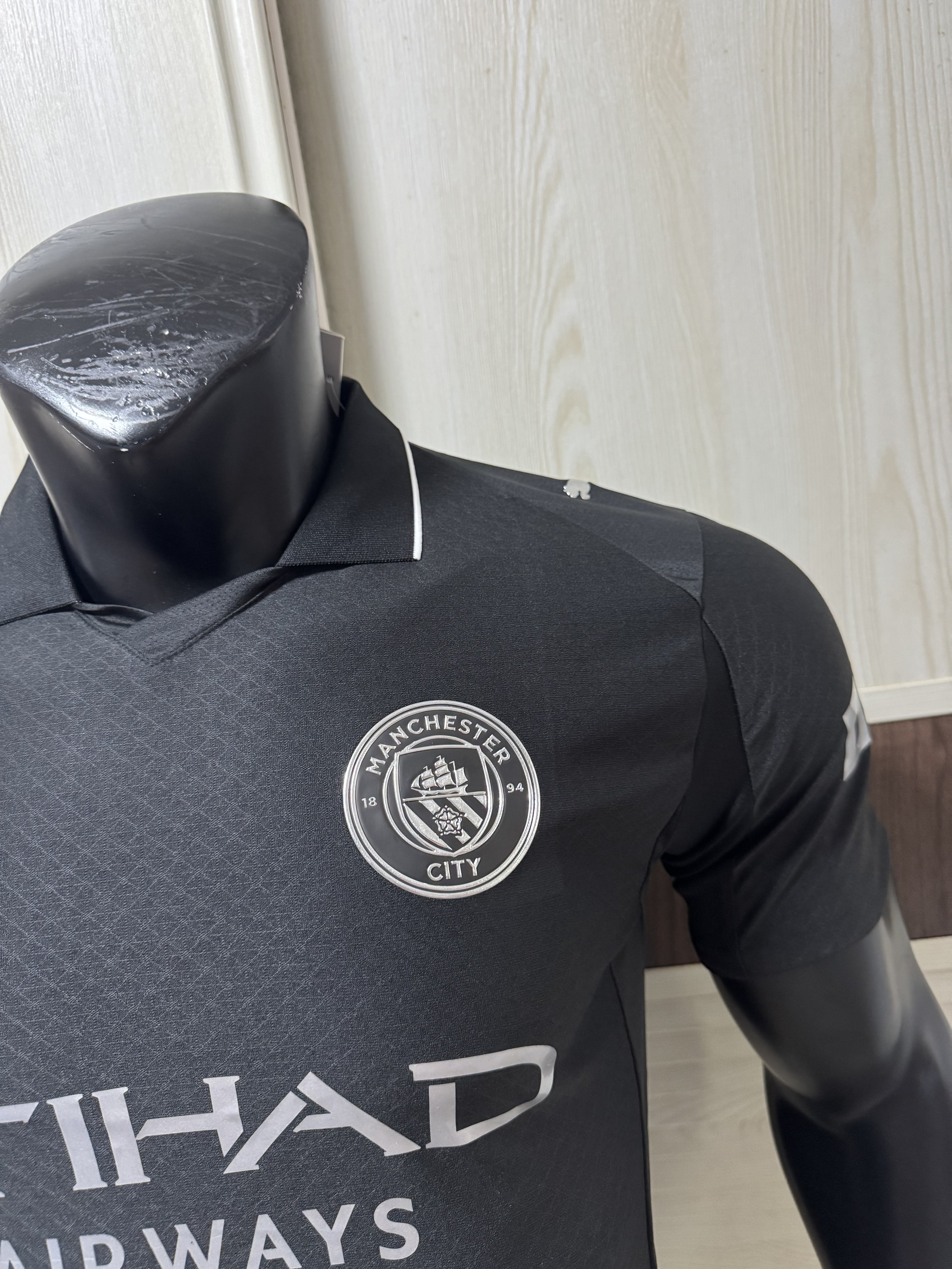 Puma Manchester City 2526 Away Shirt